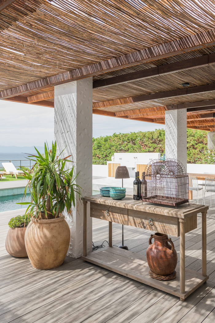 Casa en Illa Mateua - Terraza con piscina y zona cubierta